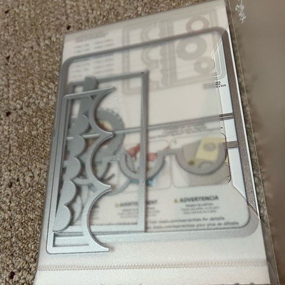 Sizzix Card Template - Picture 3 of 3